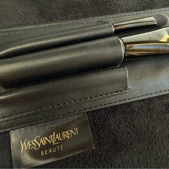Yves Saint Laurent makeup brush case - Picture 3 of 6